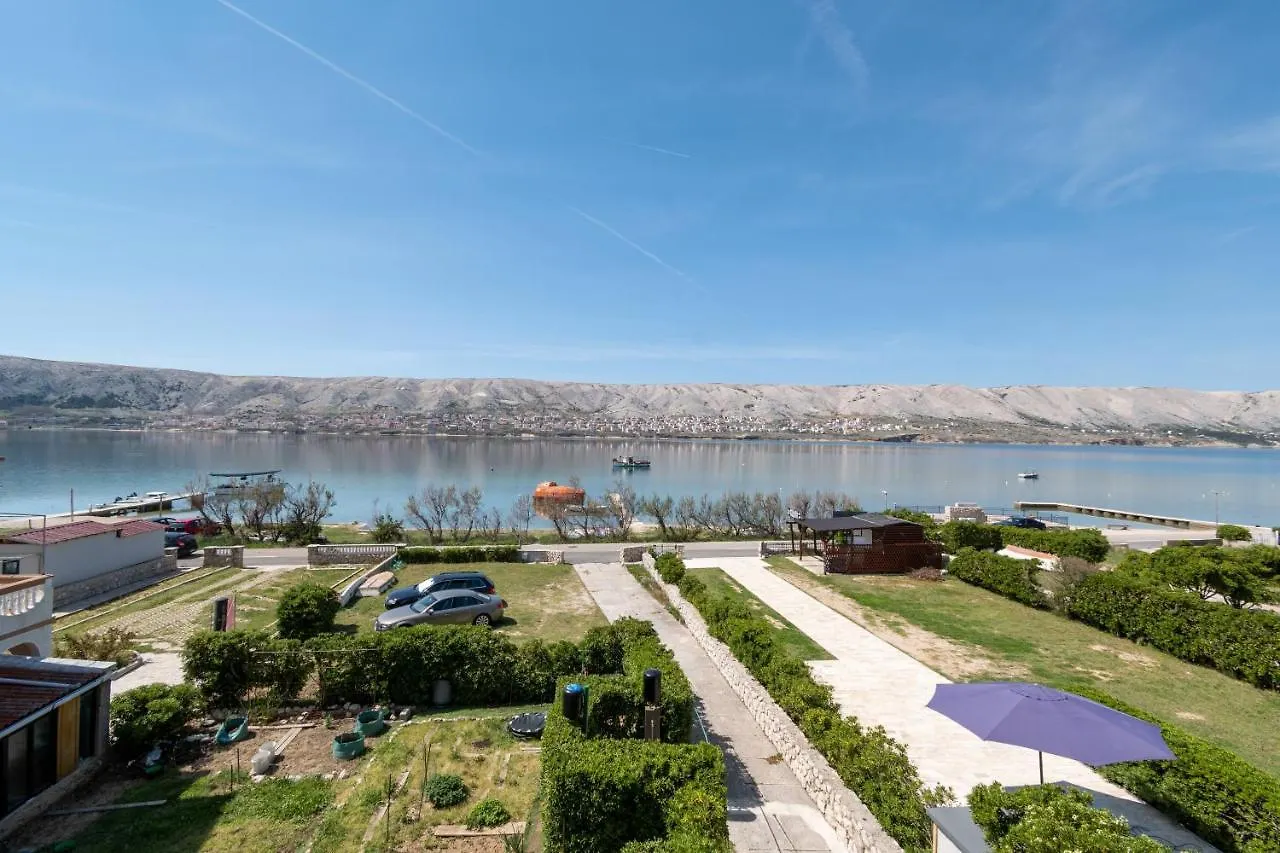 Apartments By The Sea Pag - 20961 باغ